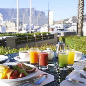 monien-nautintojen-ea-luksus/Capetown_Table-Bay-Hotel-5